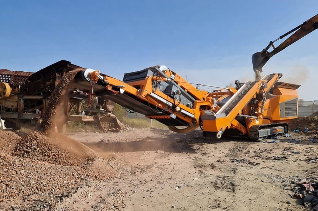 Rockster R1000 impact crusher prallbrecher crushing construction and demolition waste (C&D) in Taiwan